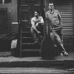 LIVE LOUNGE DUO